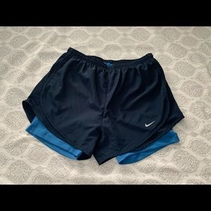 (SOLD) Womens Nike Dri-Fit Shorts Sz M